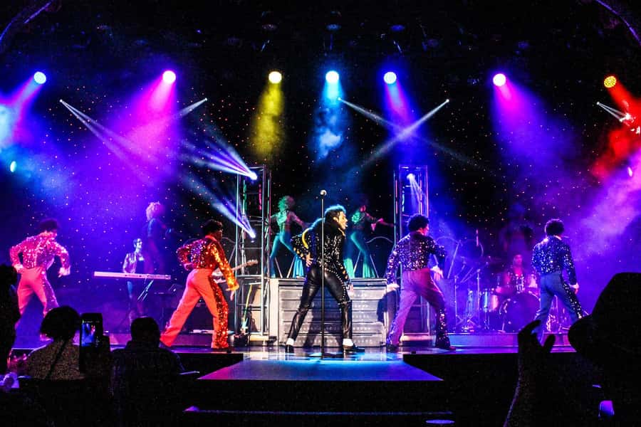 Las Vegas: MJ Live Show Tickets - After the Curtain: Photos and Autographs