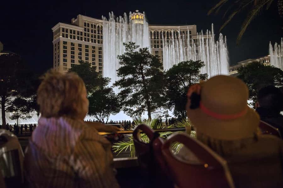 Las Vegas: Neon Museum Experience & Vegas Open-Top Bus Tour - Las Vegas Luminaries Murals: The Human Side of the Glow