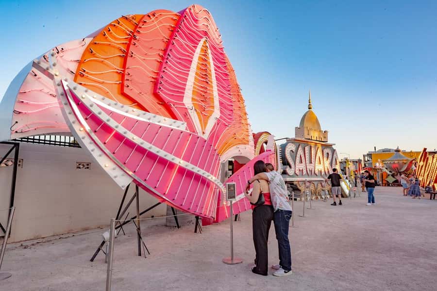 Las Vegas: Neon Museum Experience & Vegas Open-Top Bus Tour - Atomic Golf Bonus Time: Use It Later, Not Right Then