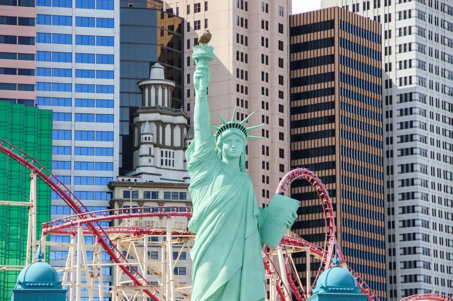 Las Vegas: New York-New York Hotel Big Apple Coaster Ride - Before You Ride: Lines, Lockers, and the Stuff-Out-of-Pockets Rule