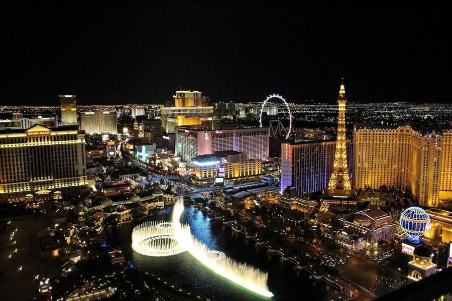 Las Vegas: Night Helicopter Flight over Las Vegas Strip - Should you book a Las Vegas Strip night helicopter flight?