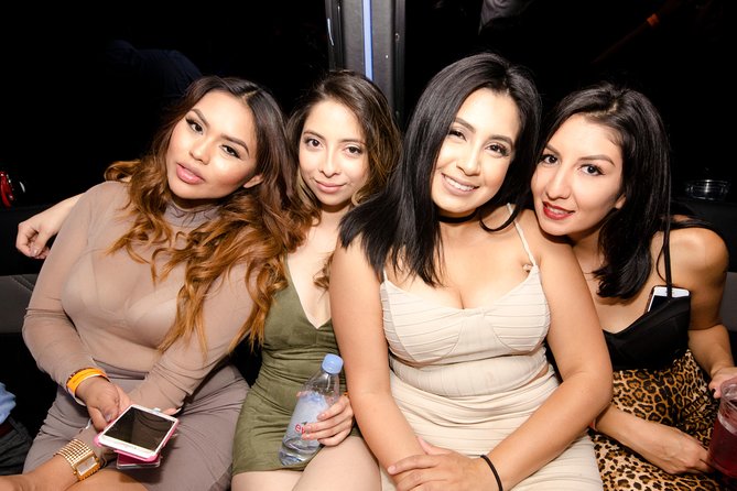 Las Vegas Nightclub or Pool Party Crawl with Luxury Party Bus - Pool party crawl vs nightclub crawl: two different ways to spend your time