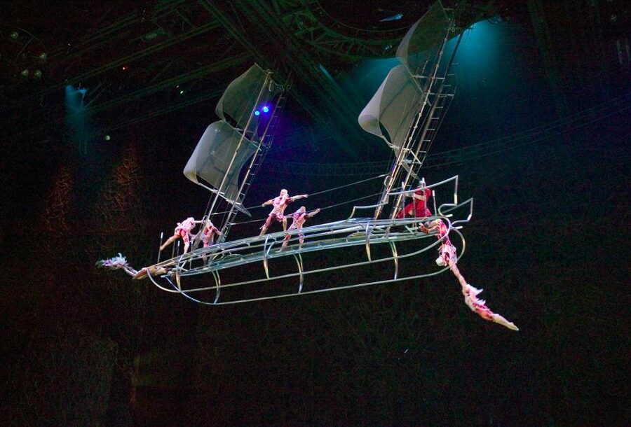 Las Vegas: “O” by Cirque du Soleil at Bellagio - Where you’ll watch O inside Bellagio’s O Theatre