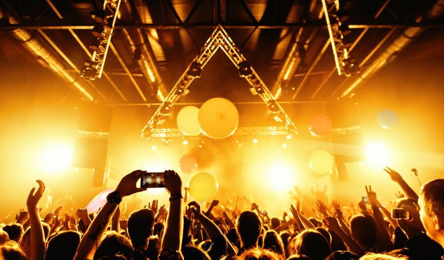Las Vegas: Party Bus Nightclub Crawl - Skip-the-line club entry: the start that sets the tone