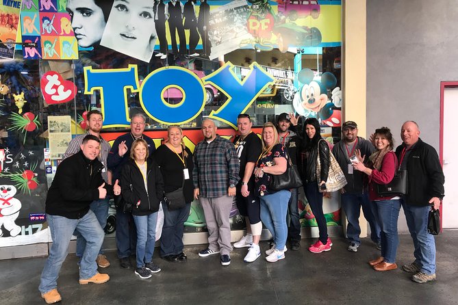 Las Vegas Pawn Stars and Reality TV Shows Tour in Las Vegas - Count’s Kustoms: Cars, the Set Feeling, and Expectation Control