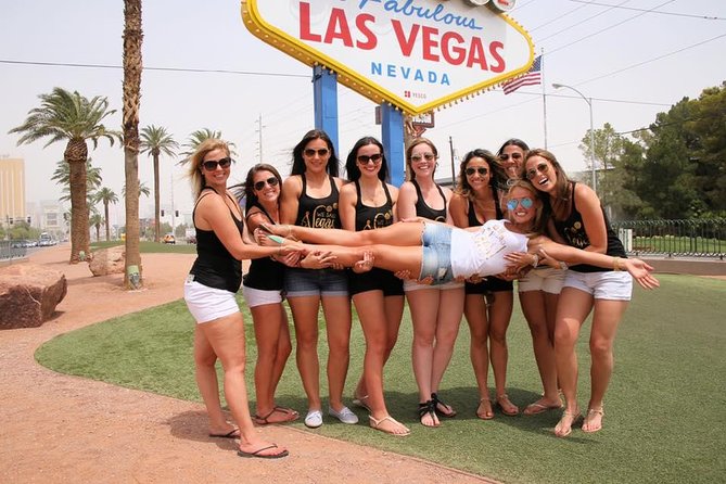 Las Vegas Photo Tour by Luxurious Vehicle - Stop-by-Stop: Strip, Paris Eiffel Tower, New York-New York, Vegas Sign