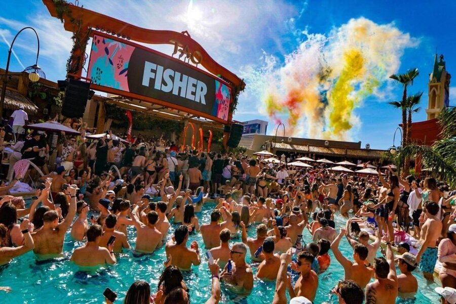 Las Vegas: Pool Party Crawl by Party Bus - Stop One: Your First Las Vegas Pool Party Moment
