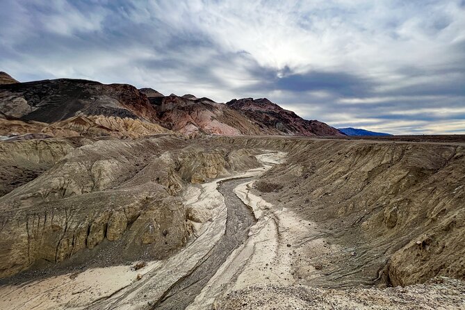 Las Vegas Private Small Group Family Tour at Death Valley - Artist’s Drive: Colorful Canyons Without the Hassle