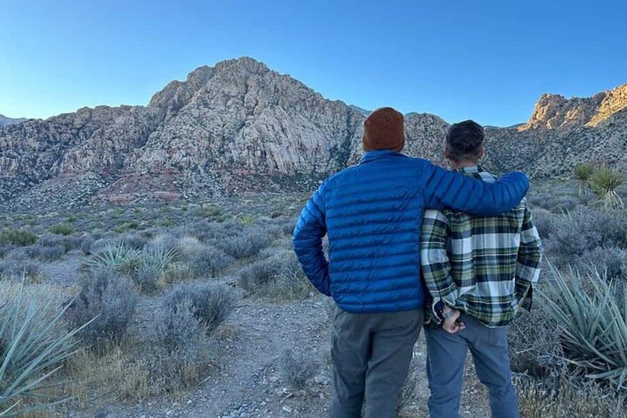 Las Vegas: Red Rock Canyon Guided Hike with Pickup - Choosing the Right Trail: From Calico Tanks to Turtlehead Peak