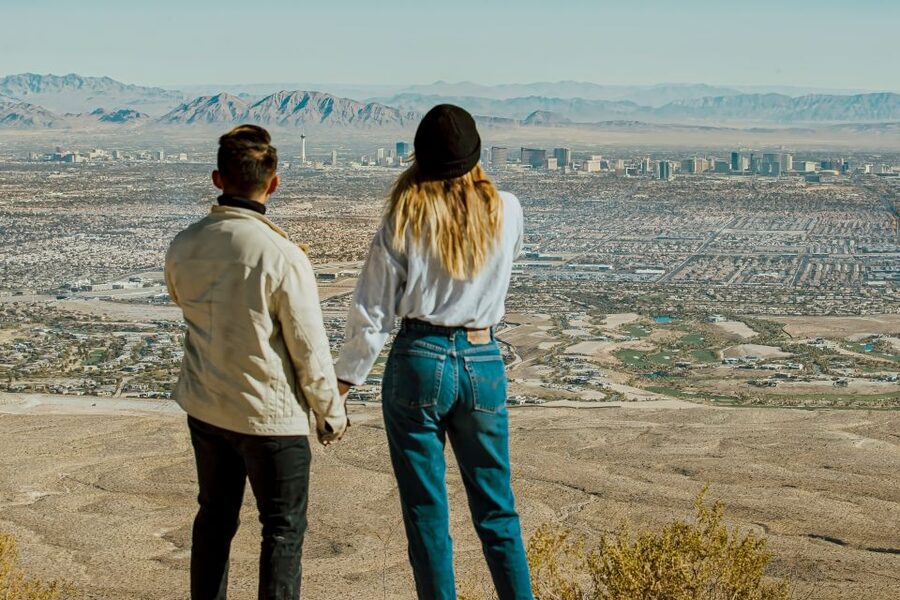 Las Vegas: Red Rock Canyon Helicopter Landing Tour - The Eco Star ride: comfort, modern equipment, and flight flow