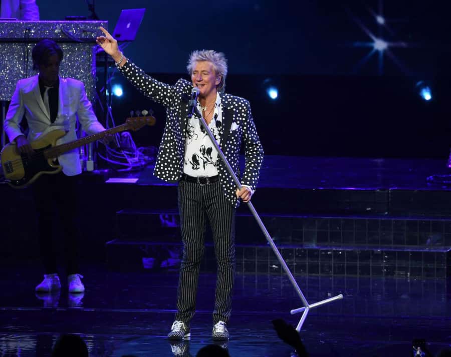 Las Vegas: Rod Stewart “The Encore Shows” at the Colosseum - Ticket price and value: is $88 worth it?