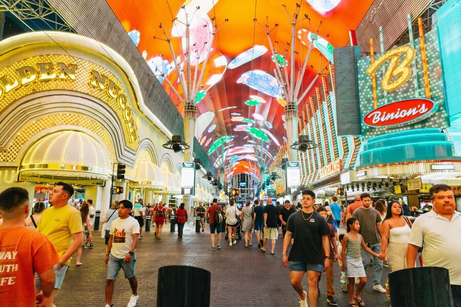 Las Vegas: Sightseeing Night Tour by Open-top Bus - What this night bus tour does best on your first Vegas days