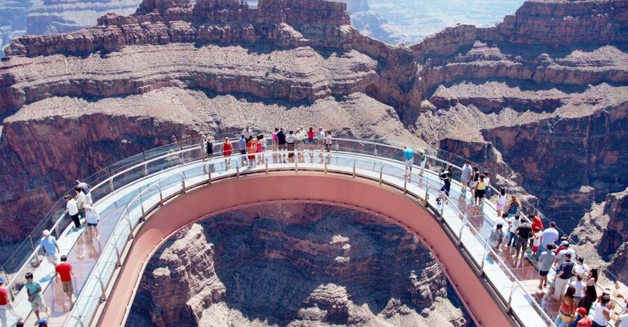 Las Vegas: Small Group Grand Canyon Skywalk, Hoover Dam Tour - A Las Vegas-to-Southwest day trip that actually runs on a human scale