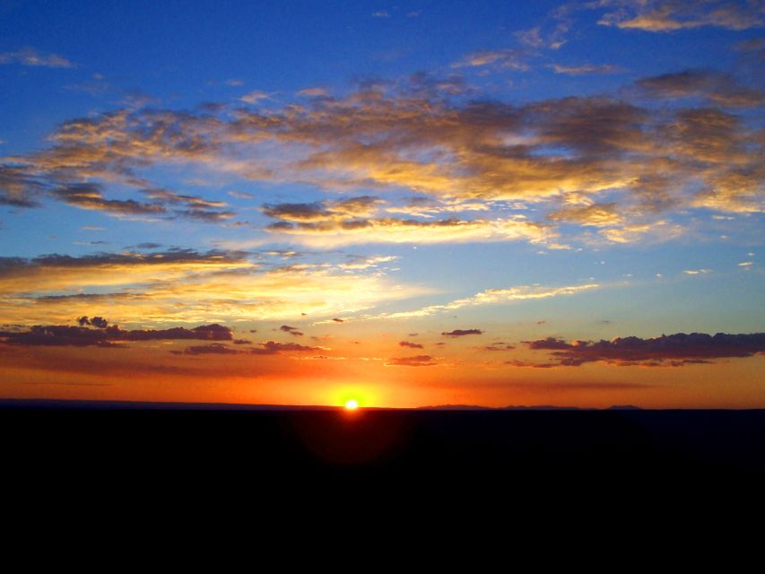 Las Vegas: Small-Group Grand Canyon South Rim Sunset Tour - The Las Vegas van ride: Hoover Dam and Route 66 break up the day