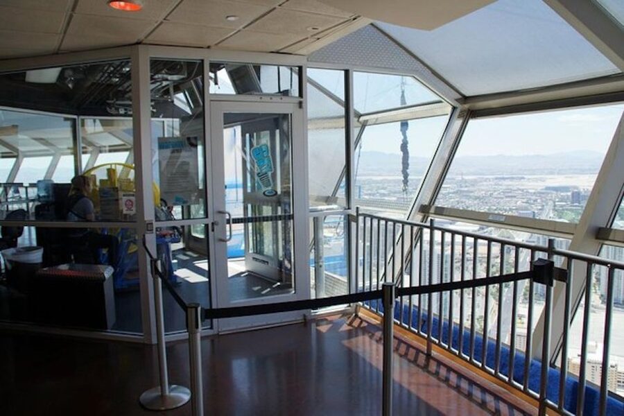 Las Vegas: STRAT SkyJump Ticket - Safety setup and the meaning of controlled