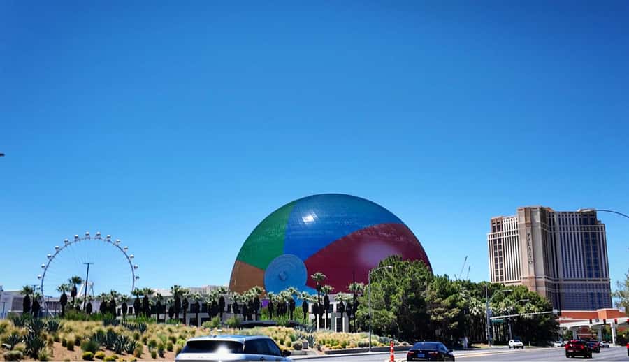 Las Vegas Strip: 90-Minute Sightseeing Tour with Photo Stops - Why a 90-minute Strip limo tour is a smart first move