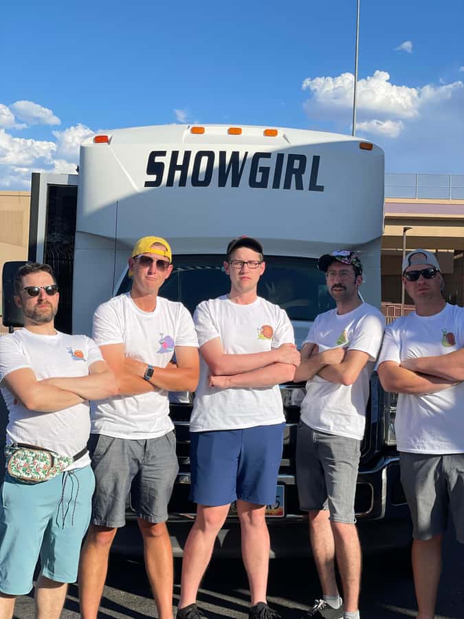 Las Vegas Strip: 90-Minute Sightseeing Tour with Photo Stops - The guide makes or breaks it: Lee’s style of narration