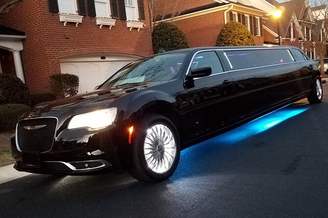 Las Vegas Strip at night like a Star with champagne by luxury limo - 3 or 5 hrs - The Champagne + Water Part: Why It Changes the Feel