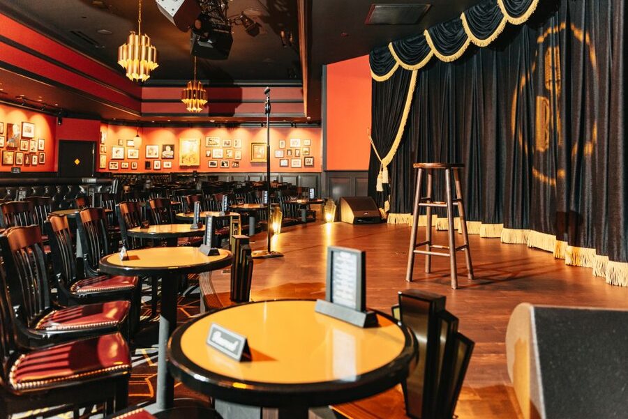 Las Vegas Strip: Brad Garrett’s Comedy Club at MGM Grand - The MGM Grand setting: why the location helps your whole evening
