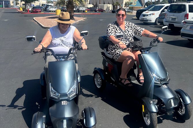 Las Vegas Strip Scooter Tour - LINQ and the High Roller: a quick taste of modern Vegas icons