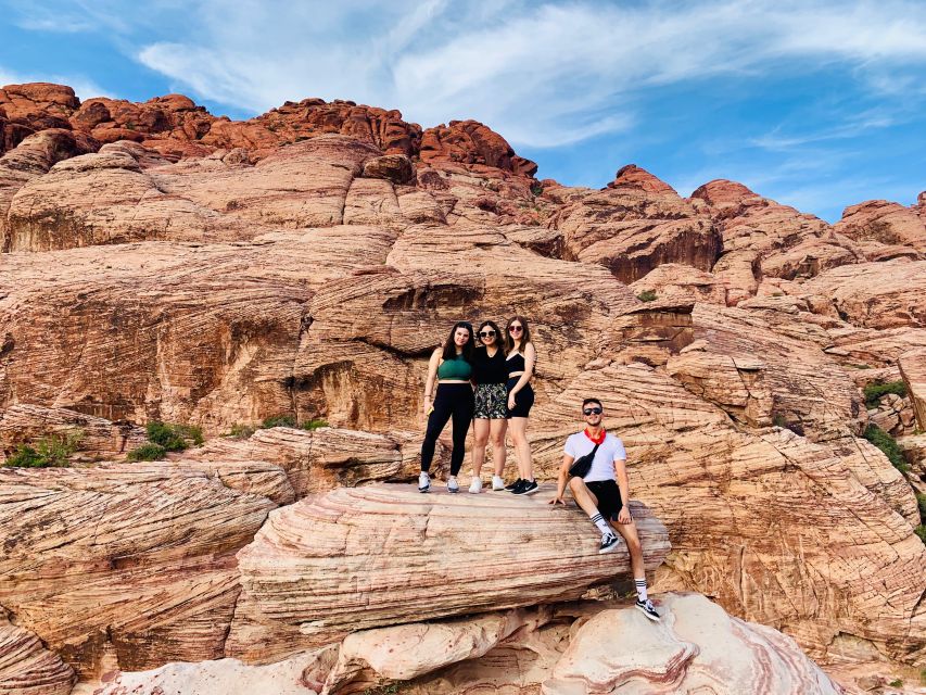 Las Vegas: Sunset Hike and Photography Tour Near Red Rock - The best part of the guide: stories plus time to shoot