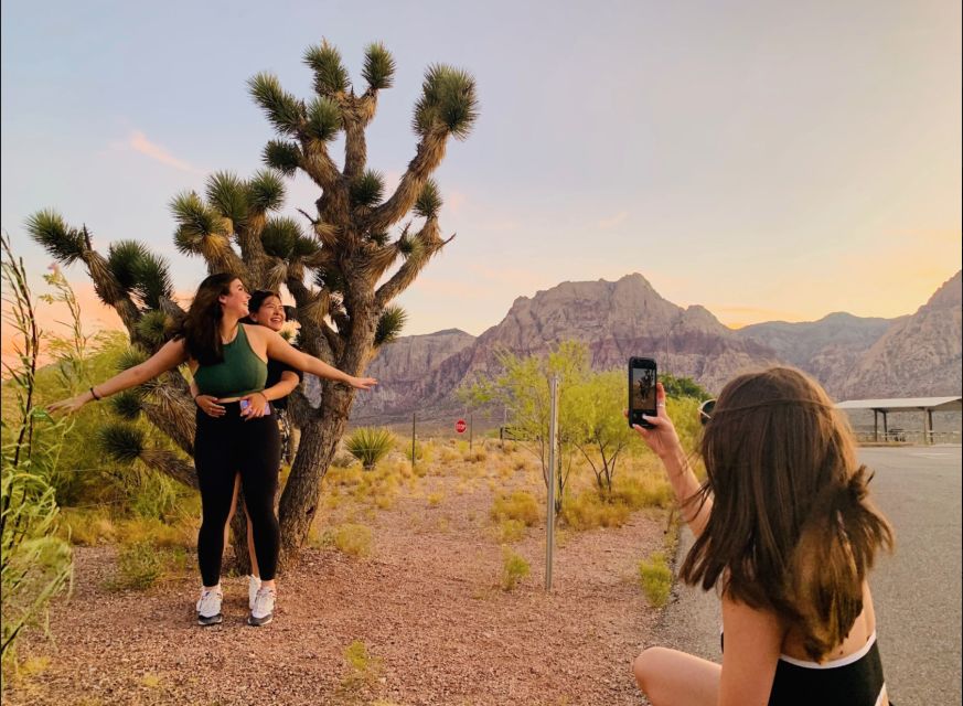 Las Vegas: Sunset Hike and Photography Tour Near Red Rock - Blue Diamond Road and the Red Rock viewpoints
