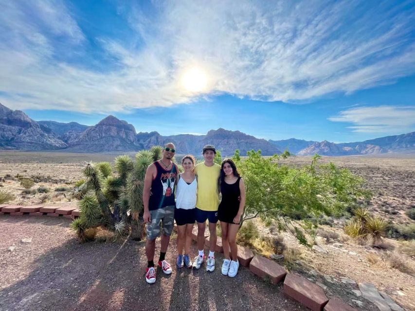 Las Vegas: Sunset Hike and Photography Tour Near Red Rock - Hiking that fits: gentle trails, photo pauses, and optional effort