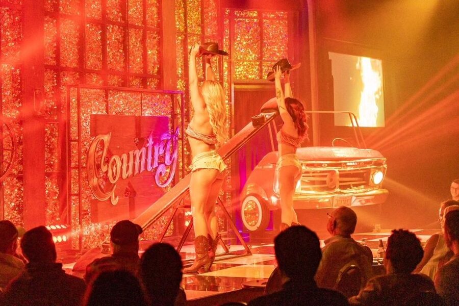 Las Vegas: Tickets to X Country Show at Harrah’s Cabaret - Who this show fits best (and who should skip)