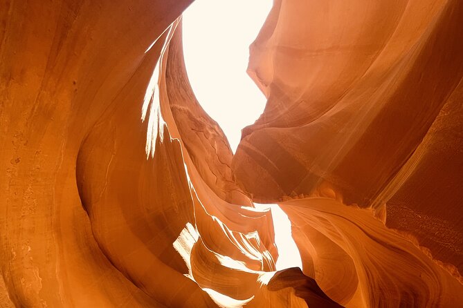 LAS VEGAS: Upper Antelope (PRIME TIME) Horseshoe Bend Lake Powell - Upper Antelope Canyon: Ts bighnln and the sun-beam effect