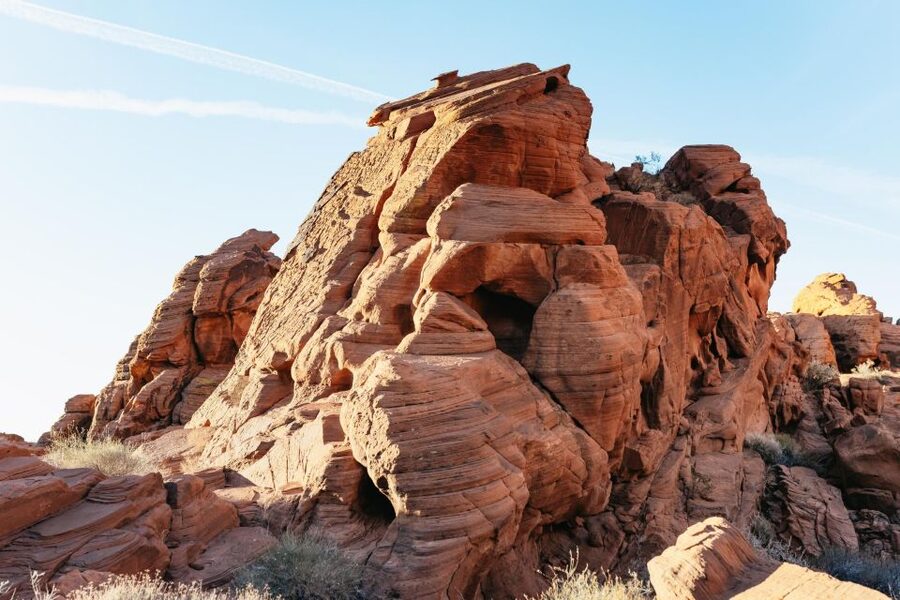 Las Vegas: Valley of Fire Guided Hike with Drinks and Snacks - Stops inside the day: visitor center and photo moments