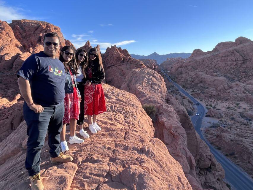 Las Vegas: Valley of Fire Sunset Tour with Hotel Transfers - The big payoff: sunset at Rainbow Vista