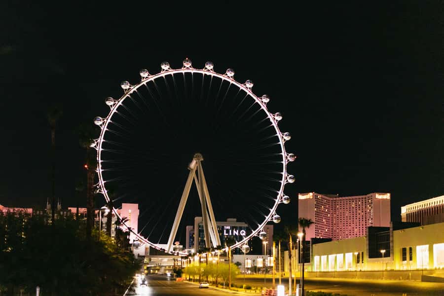 Las Vegas: Vegas After Dark Night Tour with Free Drink (21+) - From MGM Grand past the icons: Bellagio views and the big-strip circuit
