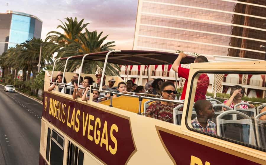 Las Vegas: Vegas After Dark Night Tour with Free Drink (21+) - Price and value: is $72 fair for this 2-hour setup?