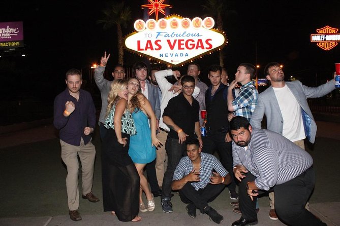 Las Vegas VIP Nightclub Party Bus Crawl - Stop 1: Gatsby’s Cocktail Lounge for the warm-up