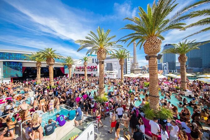 Las Vegas: VIP Pool Crawl with Party Bus, Express Entry & Drinks - Who this fits best on your Vegas trip