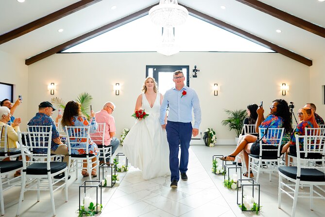 Las Vegas Wedding at The Little Vegas Chapel including Limousine Transportation - Why The Little Vegas Chapel works for a quick Vegas wedding moment