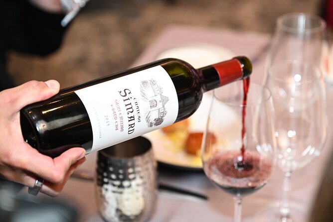 Las Vegas Wine Tour Experience - The Red Carpet Party Bus Start: Champagne and Caviar First