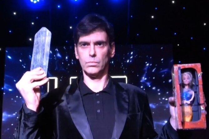 LIOZ: Comedy Magic Uncensored at Planet Hollywood Resort & Casino - The Magic and the Jokes: Why the Combination Works
