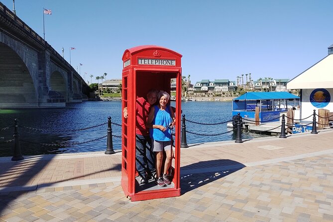 London Bridge and English Village Tour Small Group - English Village and the Lake Havasu Visitor Center: More Than Just Photos