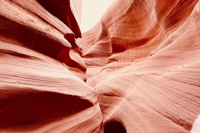 Lower Antelope Canyon and Horseshoe Bend Day Tour with Lunch - The Bonus Scenery Stops: Lake Powell Views and Virgin River Gorge