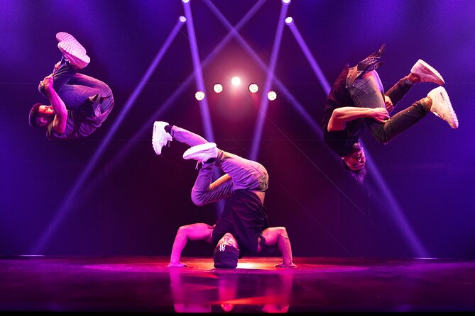 Magic Mike Live Las Vegas at SAHARA Las Vegas - Choosing seats for a 360 show: what P1 really means