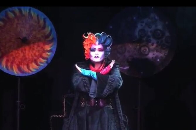 Masters of Magic Show at Las Vegas Magic Theater - The downtown location: easier than the Strip, but use common sense