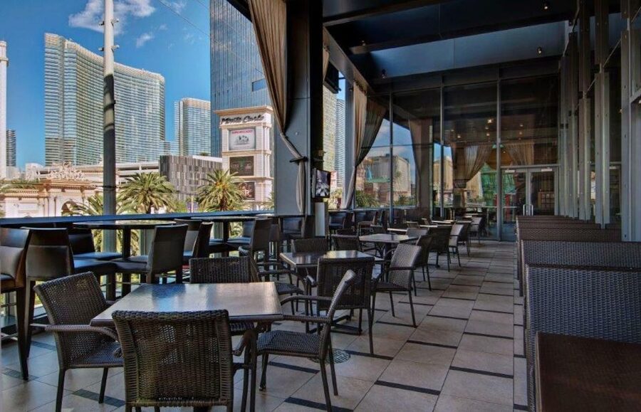 Meal at Hard Rock Las Vegas on the Las Vegas Strip - Should you book Hard Rock Las Vegas?