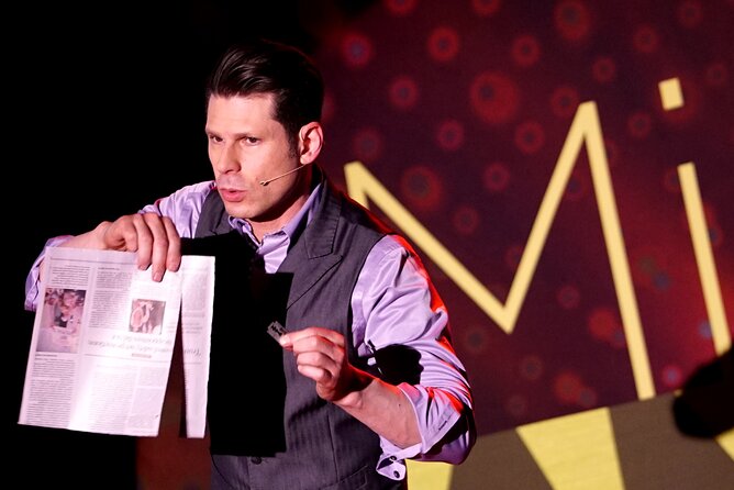 Mike Hammer Comedy Magic Show at the Four Queens Hotel - What makes Mike Hammer different: comedy-magic that talks back