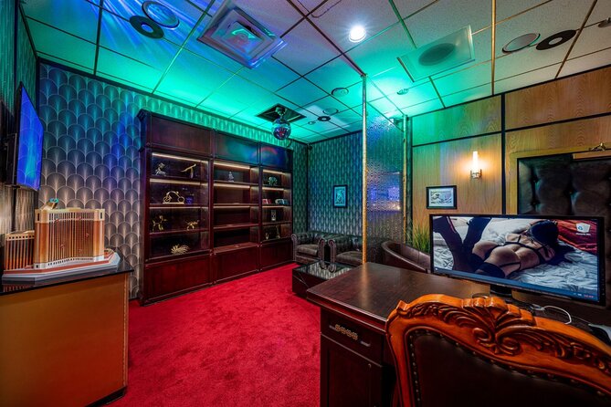 PanIQ Escape Room & Lounge – Venetian Resort Las Vegas - Puzzles and team tactics that help you actually finish