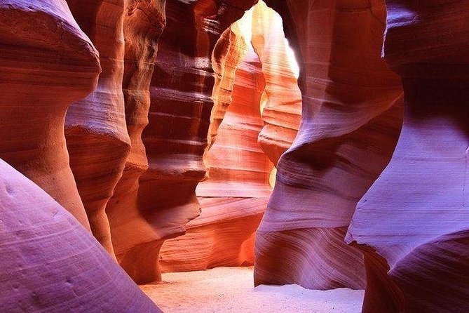 Prime Time Antelope Canyon & Horseshoe Bend Day Tour with Lunch - Horseshoe Bend: the short hike with a huge payoff
