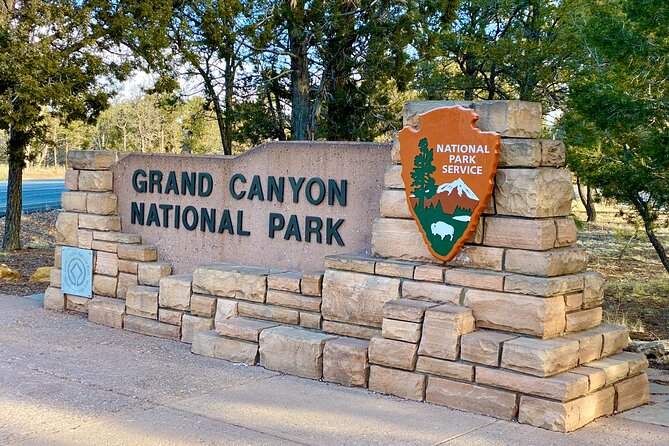 Private Grand Canyon National Park South Rim Day Tour from Las Vegas - The sights you’ll likely pause for: El Tovar, Hopi House, Kolb Photo Studio
