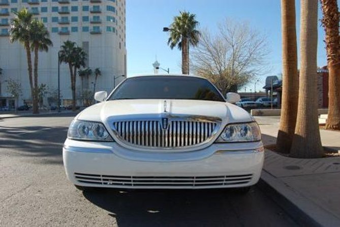 Private Las Vegas Airport to Hotel Luxury Limousine Transfer - Price and Value: When This Private Limo Makes Sense