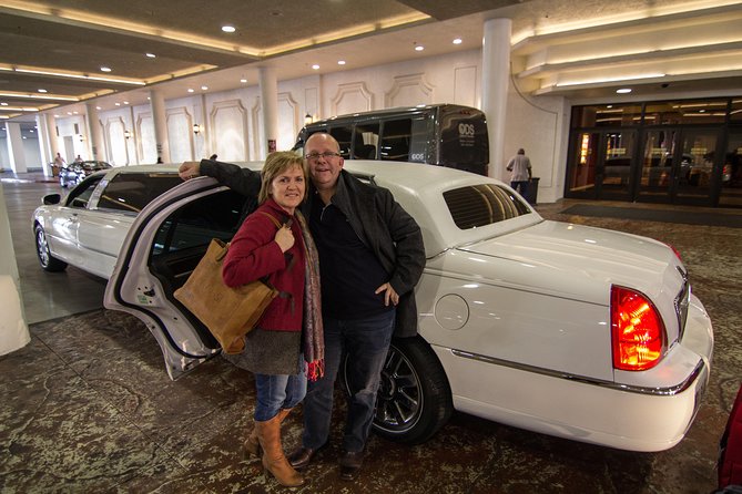 Private Las Vegas Hotel to Airport Luxury Limousine Transfer - The Real Value of a Las Vegas Hotel-to-Airport Limo