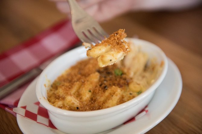 Private: Las Vegas The Strip's Celebrity Chefs Tour +7 Tastings - Where You Meet and How the Strip Walk Works